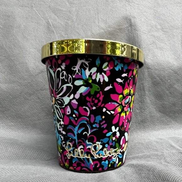 Lilly Pulitzer 8 oz Candle GWP Bougie 8 oz Never Been Burned Style 011922 - Picture 3 of 5